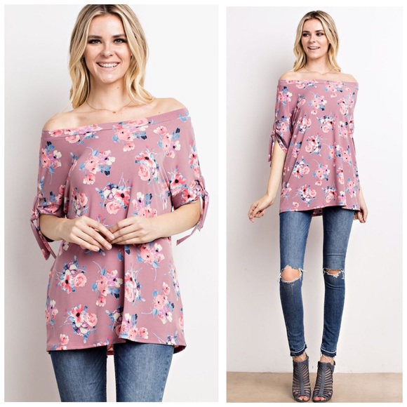 Tops - Beautiful 🌸 On/Off Shoulder Floral Tunic!